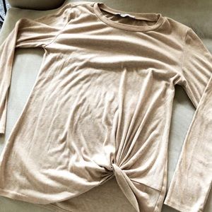 Long sleeve top/tunic with front detailing